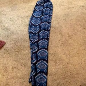 LulaRoe Wolf Leggings